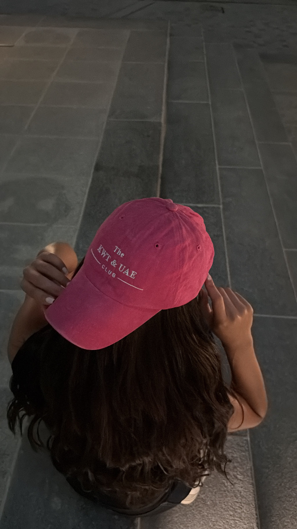 THE KWT & UAE CLUB CAP HOT PINK